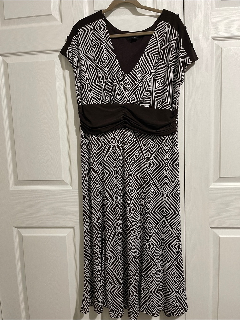 Perceptions Brown and White Geometric V-Neck Midi Dress